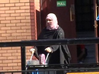 PM signals tougher stand on Islamic extremists