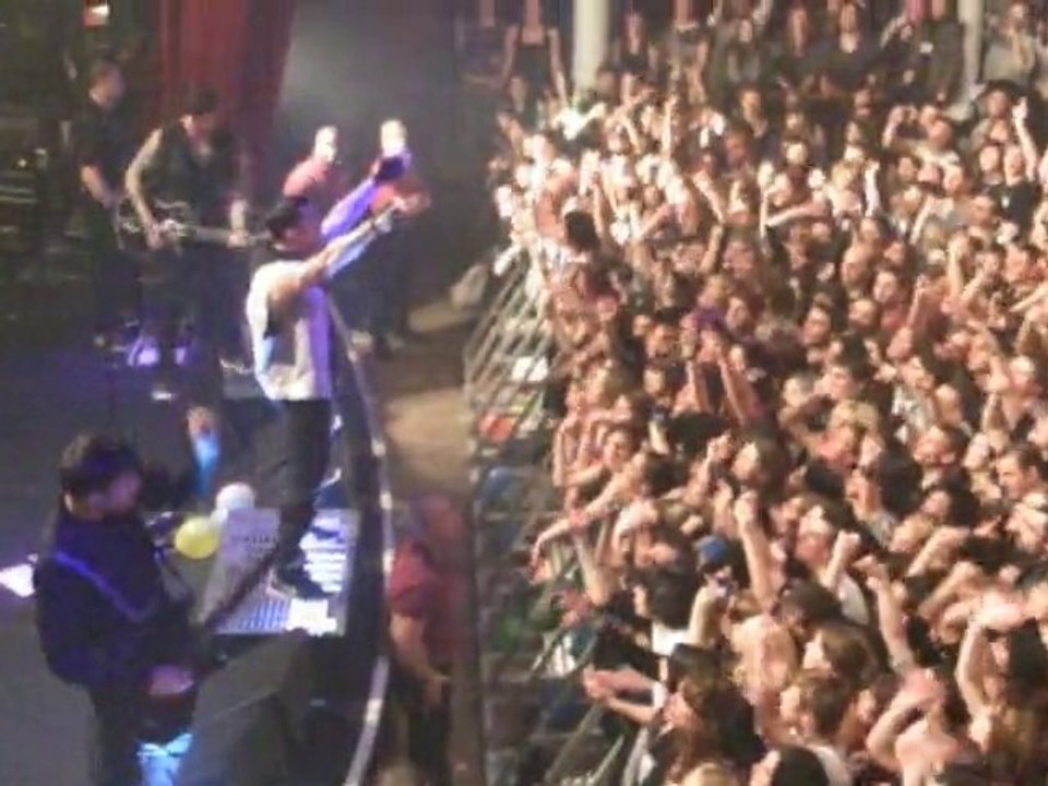 Good Charlotte - The Young and The Hopeless