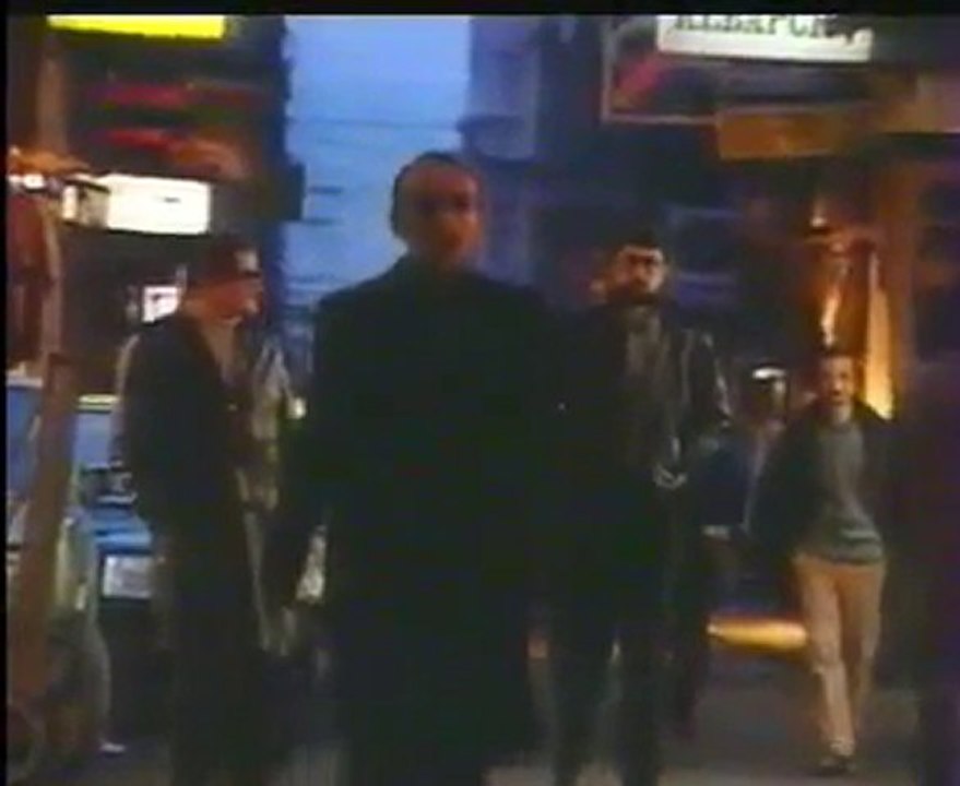 Hasan Sağındık-Beni  Bu Şehirden Al Götür Anne