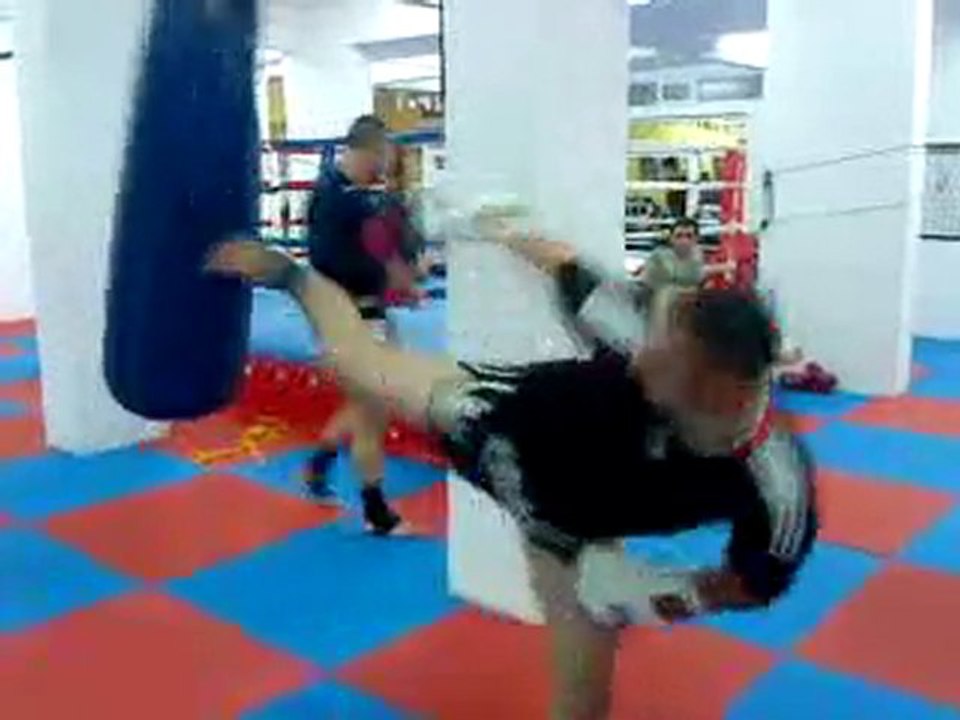 MOV00409