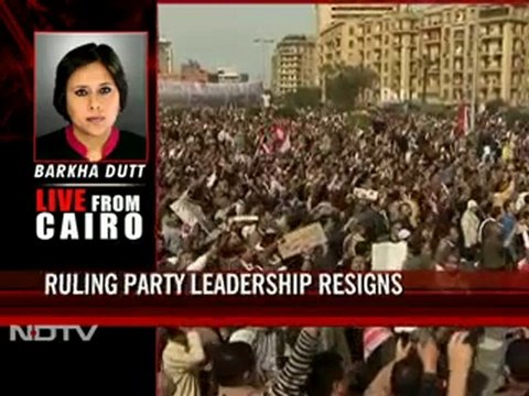 Egypt unrest fallout: Ruling party leadership resigns