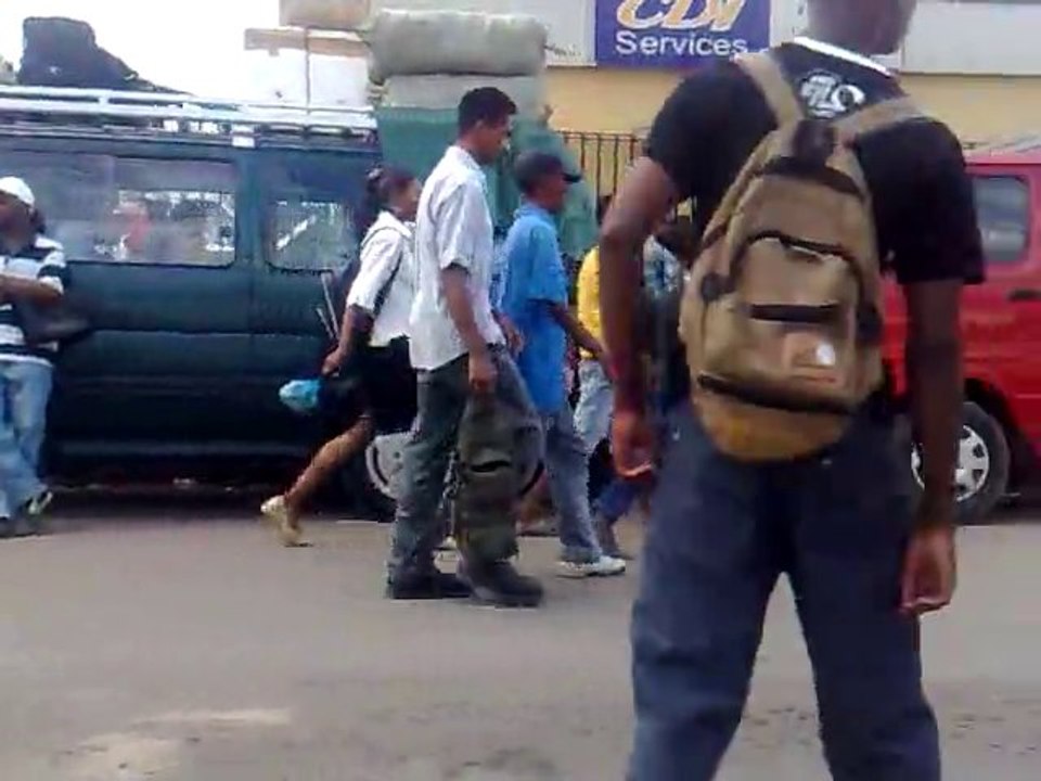 stationnement    brousse  pour  le  NORD