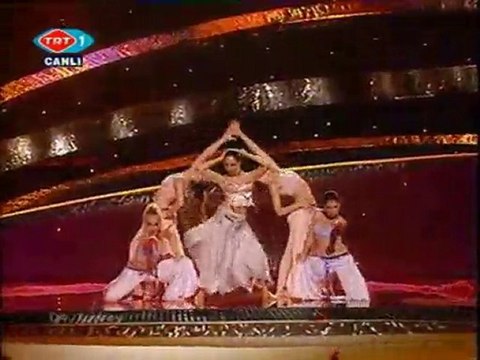 Sertab Erener - Everyway That I Can (Live @ Eurovision 2003)