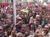 Egitto: nel giorno dei martiri, in piazza insieme copti...