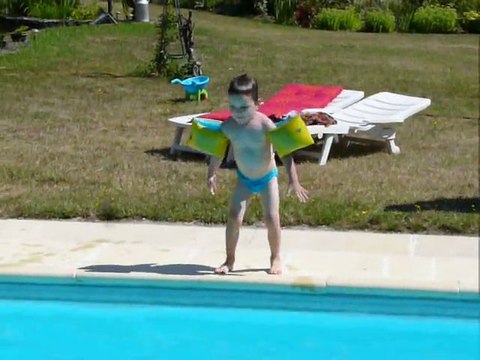 100808 piscine luigi