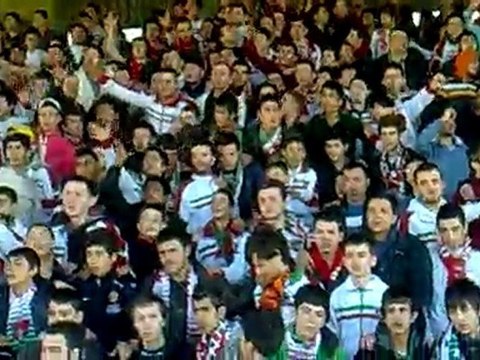 Şampiyon Olacağız - bayrampasalilar.com