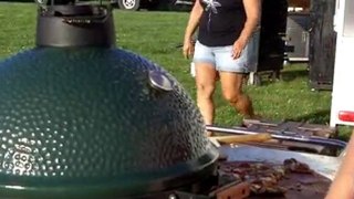 Shannon, Big Green Egg pizza