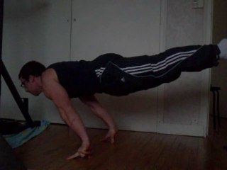 TheSupersaiyan - Full planche sur 3 doigt.....