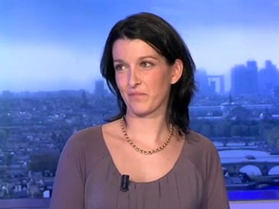 MATTEL : Delphine SOCHON (04.02.11)