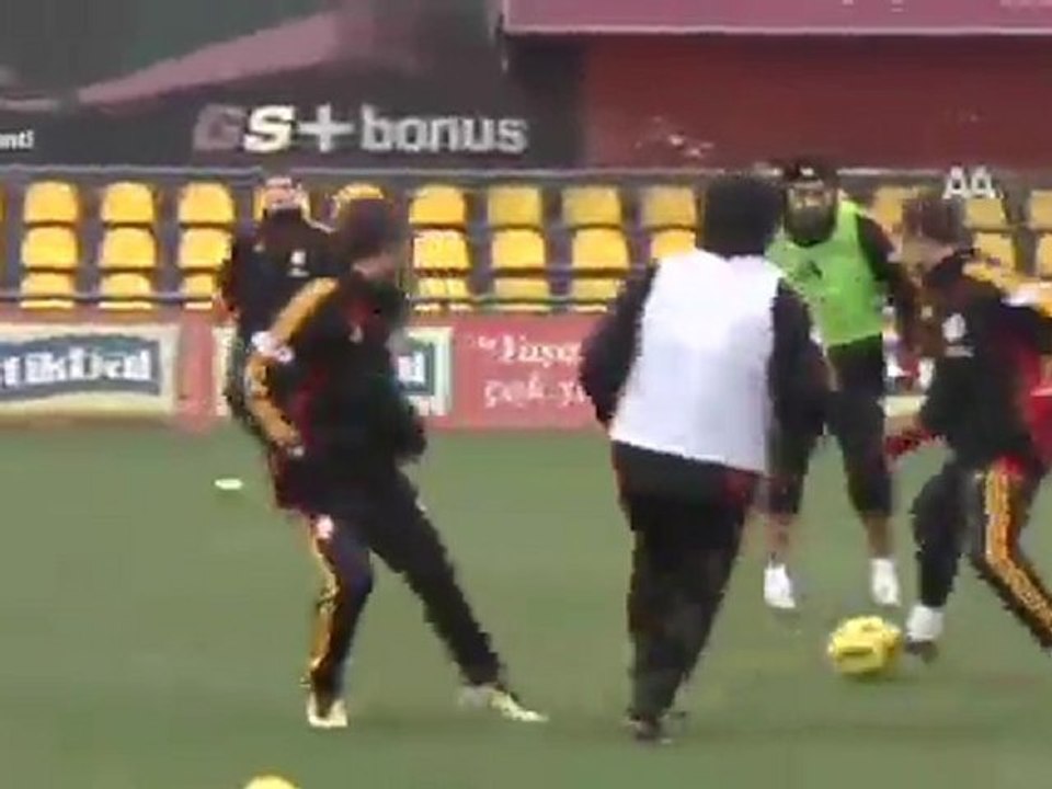 GALATASARAY MORAL ARIYOR