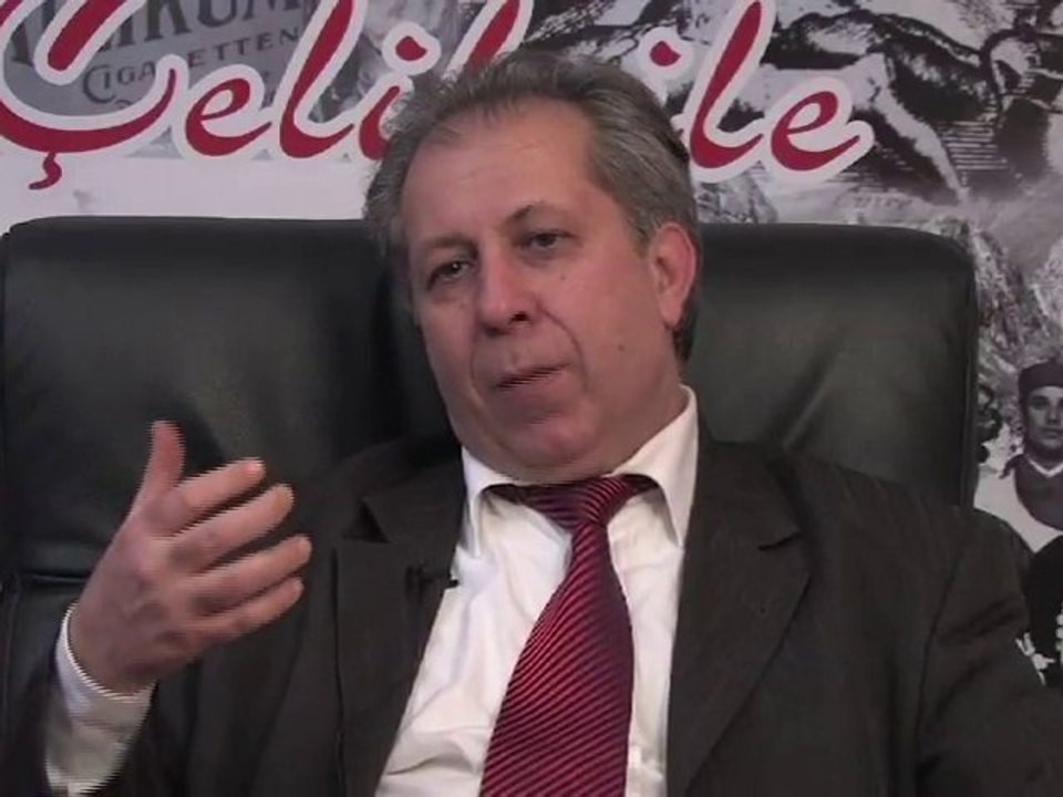 Dr. Latif Çelik'in yaşam öyküsü