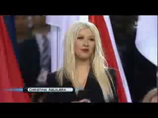 Christina Aguilera ce trompe de parole de l hymne américain