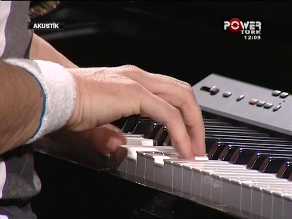 Hande Yener- Yasak Aşk- AKUSTIK  [Yeni]