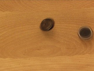 combat de toupies/  MetalSumo vs MetalSumo