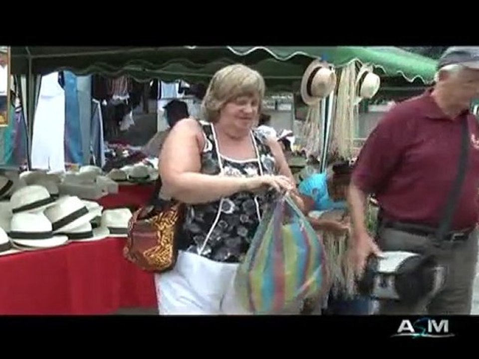 Bamoral Cruise Ship visited Manta
