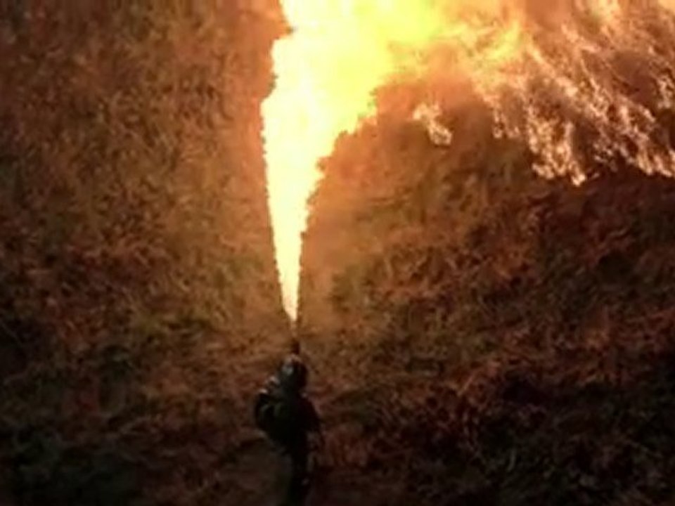 Super 8 (2011) Super Bowl Spot