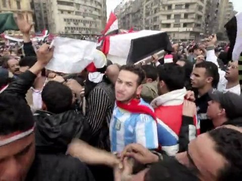 Symbolic funeral for jounalist killed in Egypt unrest