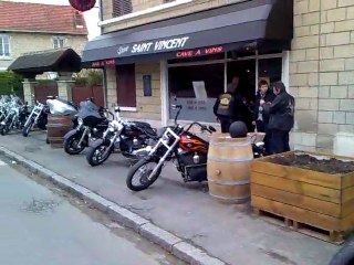 HARLEY DAVIDSSON ..VERRE SAINT VINCENT