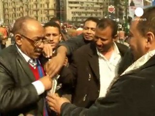Egypt's Tahrir Square activists dig in