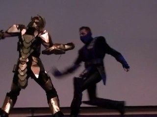 LARA CROFT VS MORTAL KOMBAT