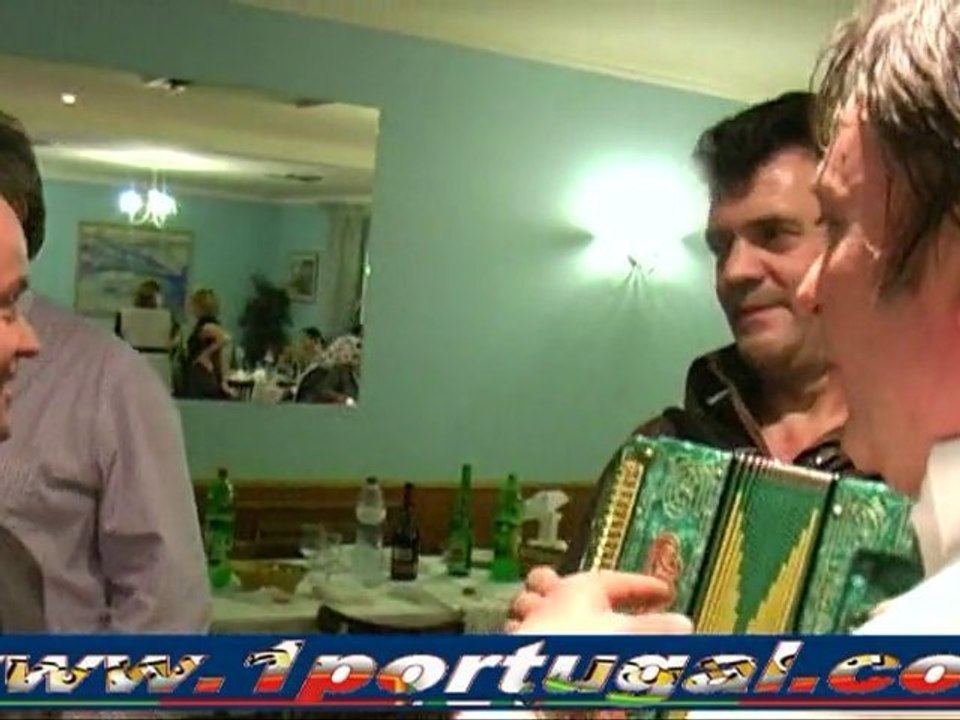 Concertinas e cantares na festa da empresa PORATO n.8