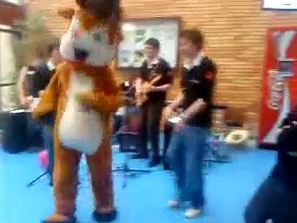 La danse de Telli - JPO "Games" ESIGETEL 5 février 2011