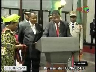 Décoration du Chef de l'Etat par son homologue béninois