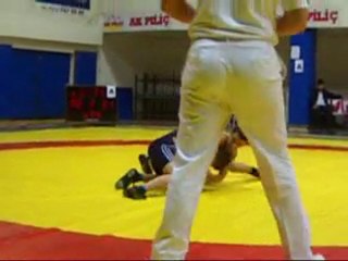 Sancaktepe Belediyespor Güreşçileri 2 Altın Madalya Aldı