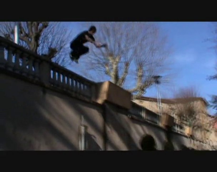 UXP EXTRAIT SESSION 2011 ( URBAN XTRM PARKOUR )