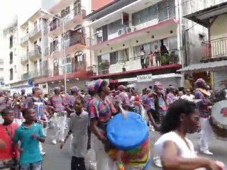 2011-02-06 Carnaval de Cayenne 009
