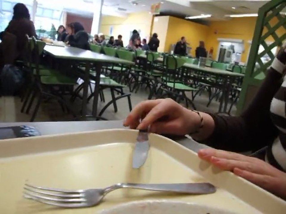 greve lycée Marie a la cantine