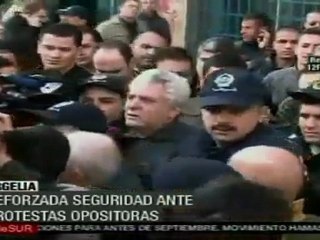 Reforzada seguridad ante protestas opositoras en Argelia