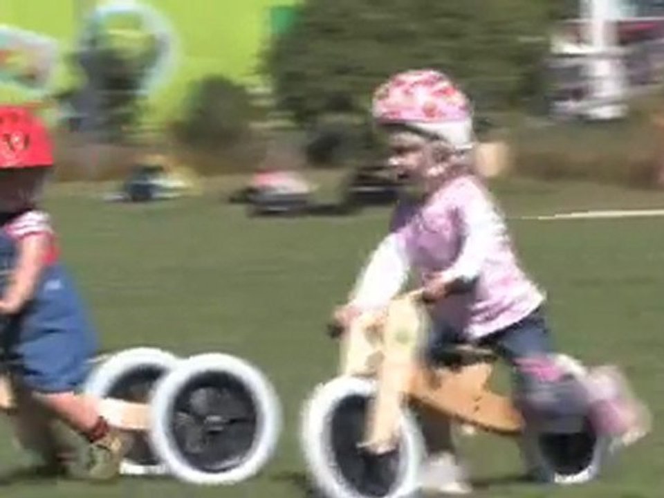 Draisienne en bois évolutive Wishbone sur TYAttitude.com