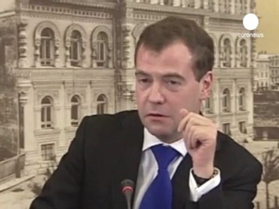 Medvedev cancella l'ora solare