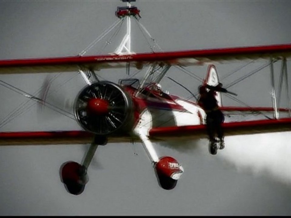 Airstripped.com - The Wingwalking Teaser