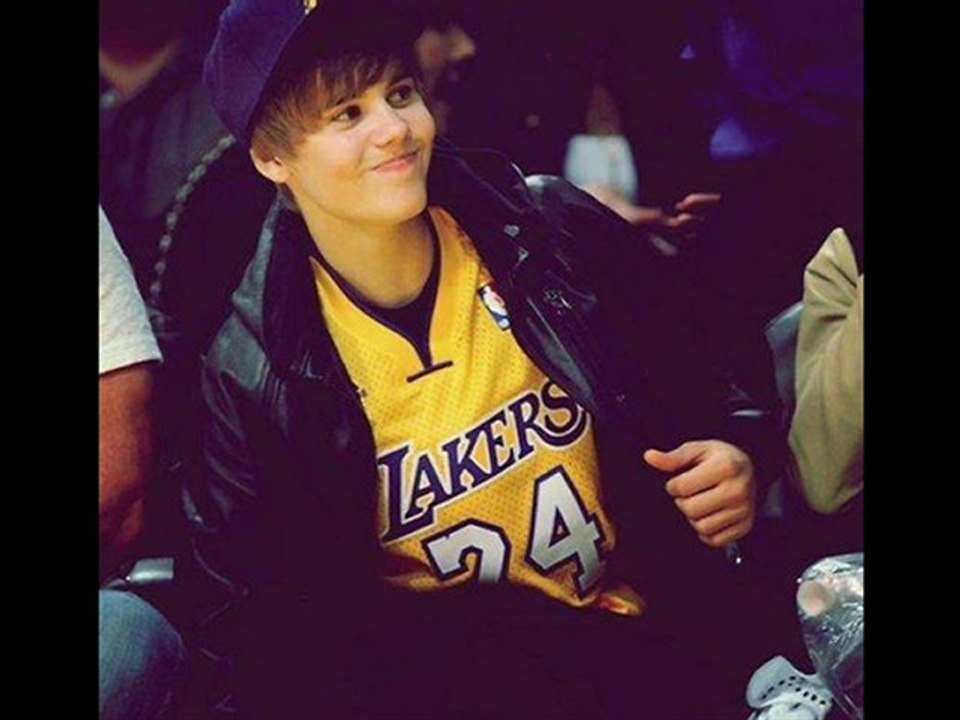 Justin bieber ~Pick me