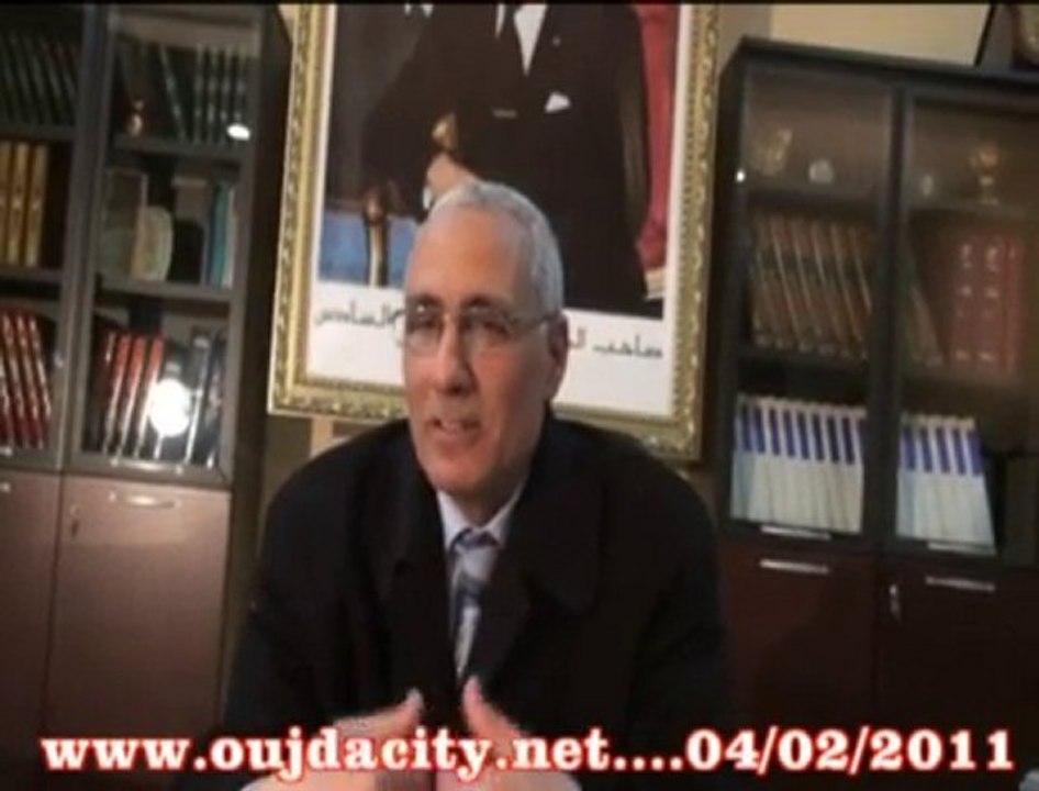 حوار صحفي مع السيد محمد الفارسي رئيس الجامعة وطاقمه الاداري3