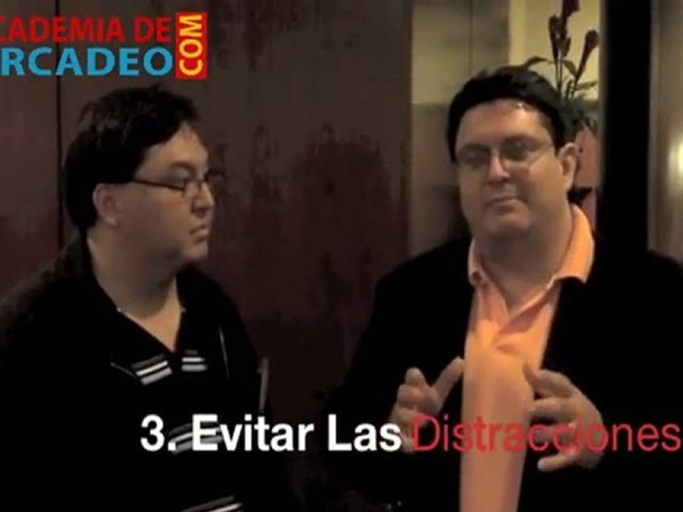 Richard Osterude comparte tres consejos con Allan Urizar