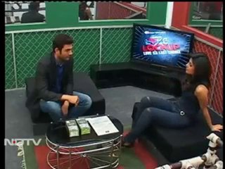 Priyanka Chopra: Mending Broken Hearts