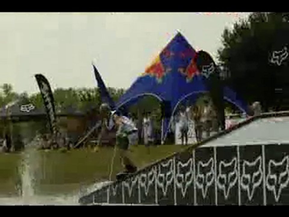 Wakeboarding in Rail Park - "The Carnival"