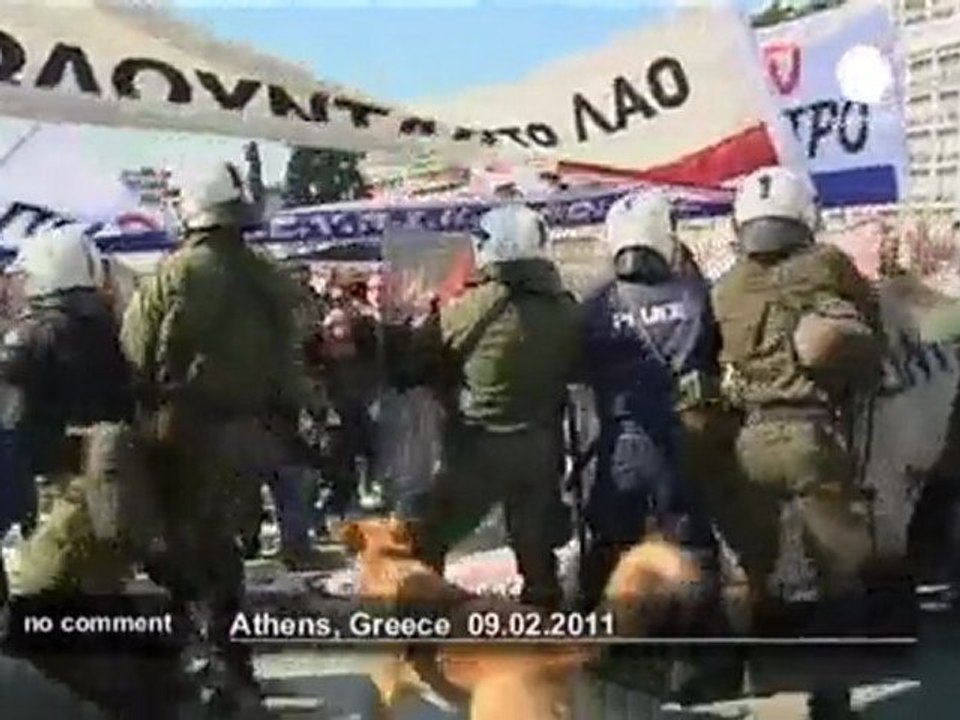 Greek doctors scuffle with police during... - no comment
