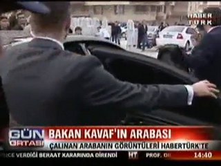 Bakan Kavaf'ın koruma aracı böyle çalındı