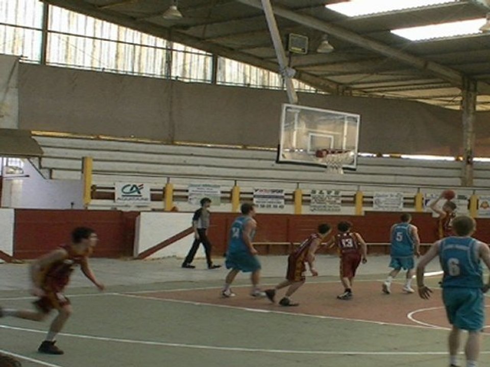 05.02.11 à Samadet TBC-LONS BASKET  Les Photos