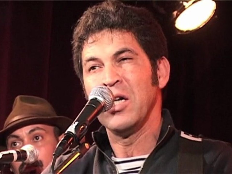 Baaziz chante Brassens