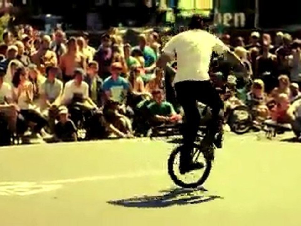 IS  MATTHIAS DANDOIS  the BEST FLATLAND RIDER EVER ! ?