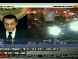 Egipto: Mubarak anuncia que transfiere el poder, pero no renuncia