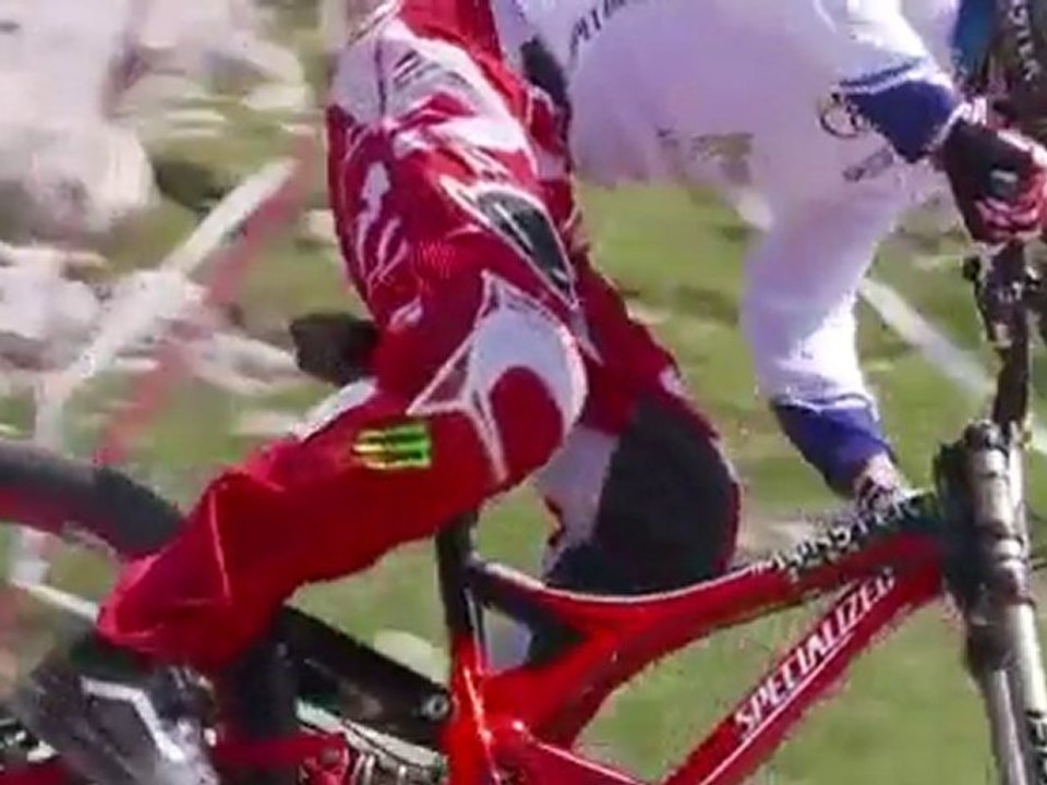 Team Monster Energy/Specialized at 2010 World Cup DH - Fort Williams