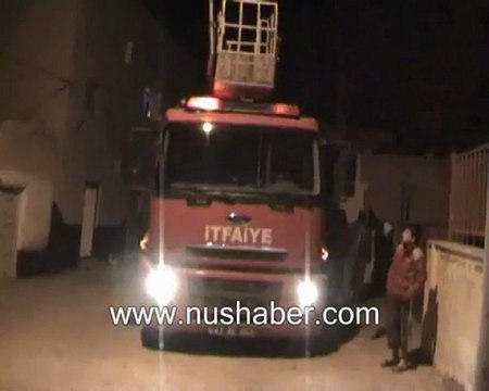 PKK YANDAŞLARI OKULA MOLOTOF ATARAK YAKMAK İSTEDİ