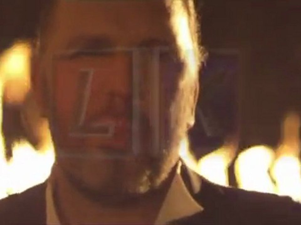 Fatih Erkoç Yanında Her Kimse 2011 Video İzle