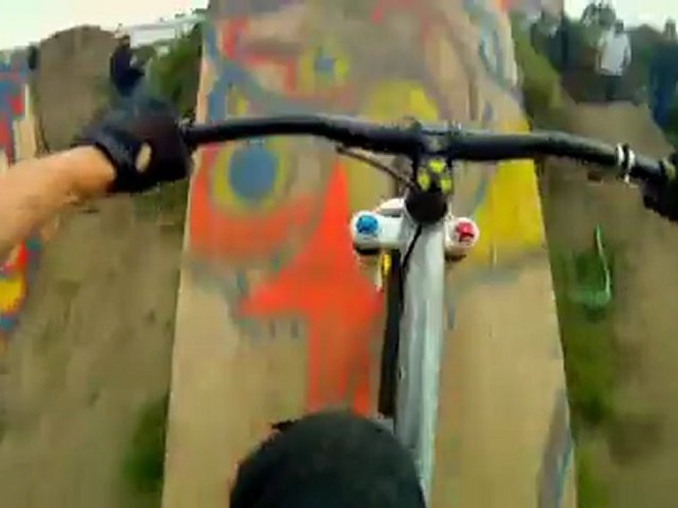 Insane Freestyle Mountain Biking at Post Office Bike Jam